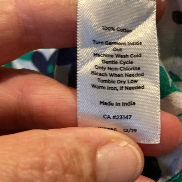 Talbots Blue and Green Cotton Top Size Medium - Picture 10 of 15